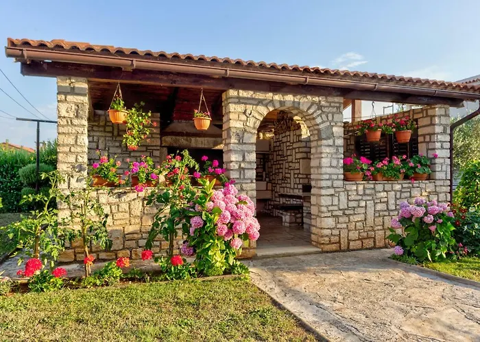 Contessa Novigrad Istria