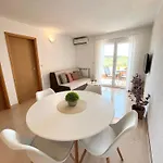 Contessa Lägenhet *
