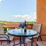 Contessa Novigrad Istria